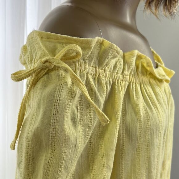 Seven7 Oversized Small Yellow Beauty! - Picture 6 of 9